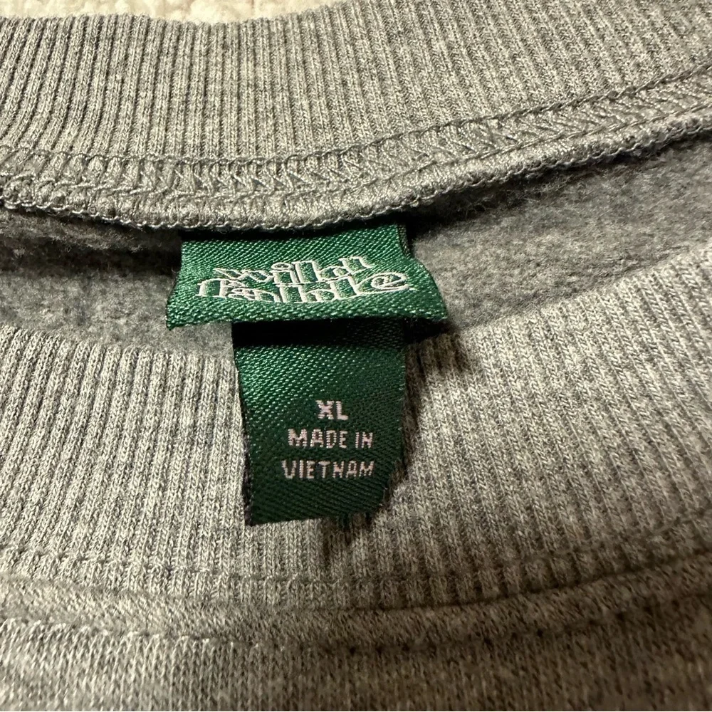 Wild Fable Gray Cropped Boxy Fleece Crew Neck Sweatshirt - Picture 7 of 11